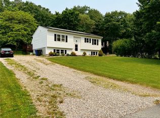 33 Clover Ct, Killingly, CT 06241