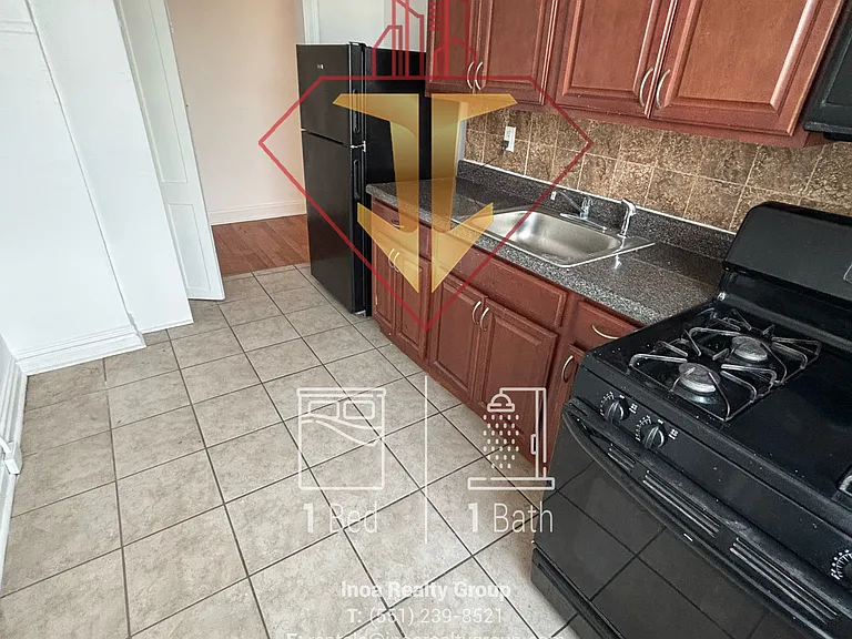 485 Garfield Ave #14 — Photo 5
