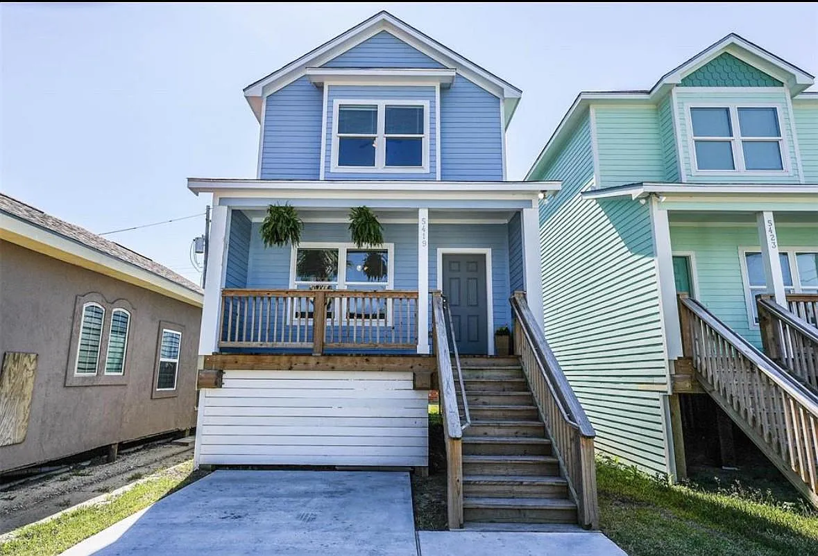 4 bed, 2.0 bath, 1500 sqft, $3,000 — Photo 3