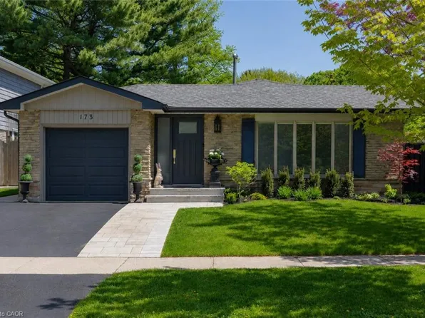 173 Chebucto Dr, Oakville, ON L6J 5R1