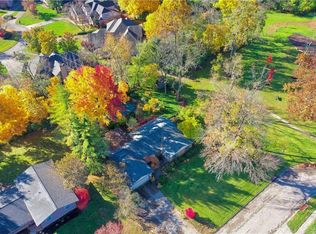 950 Pheasant Run Dr, Dayton, OH 45458