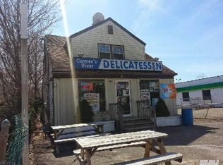 450 Main St, Yaphank, NY 11980