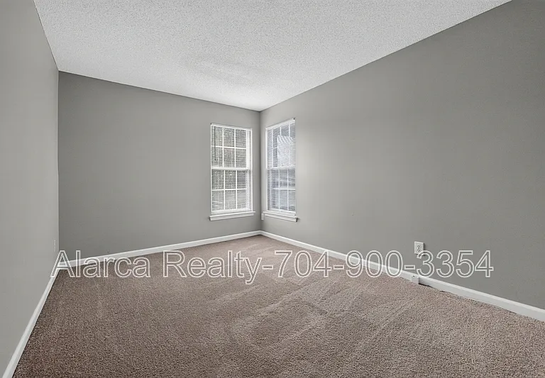1901 Misty Vale Rd — Photo 18