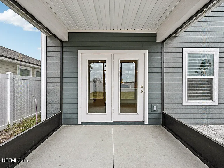 13019 Holsinger Blvd — Photo 42