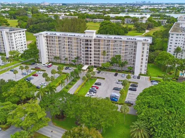 3200 N Palm Aire Dr APT 501, Pompano Beach, FL 33069