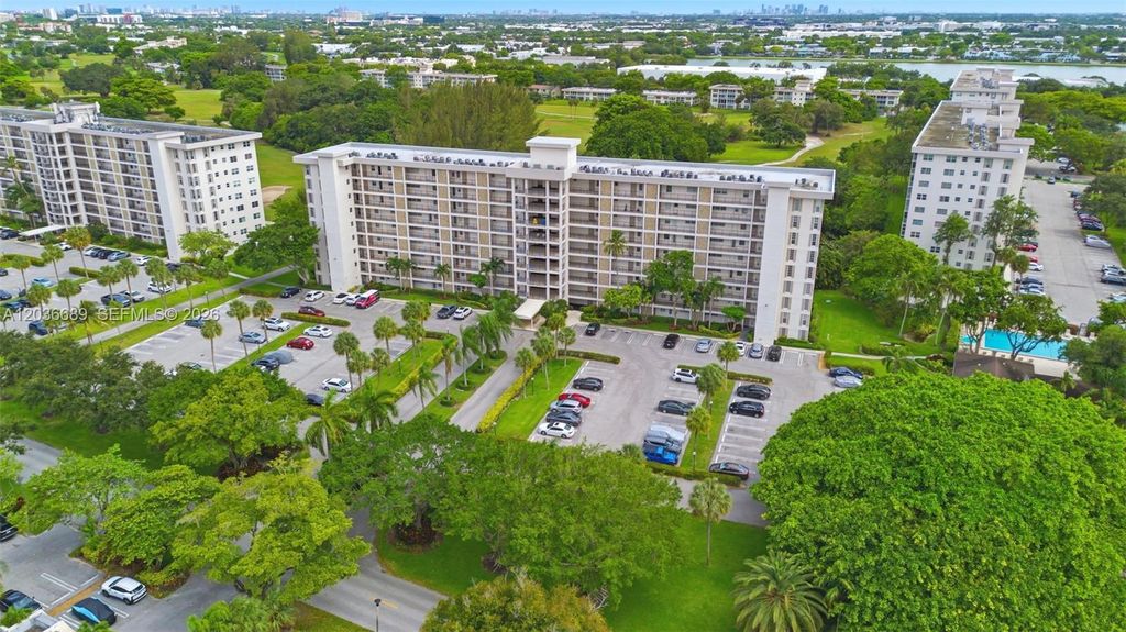 3200 N Palm Aire Dr APT 501, Pompano Beach