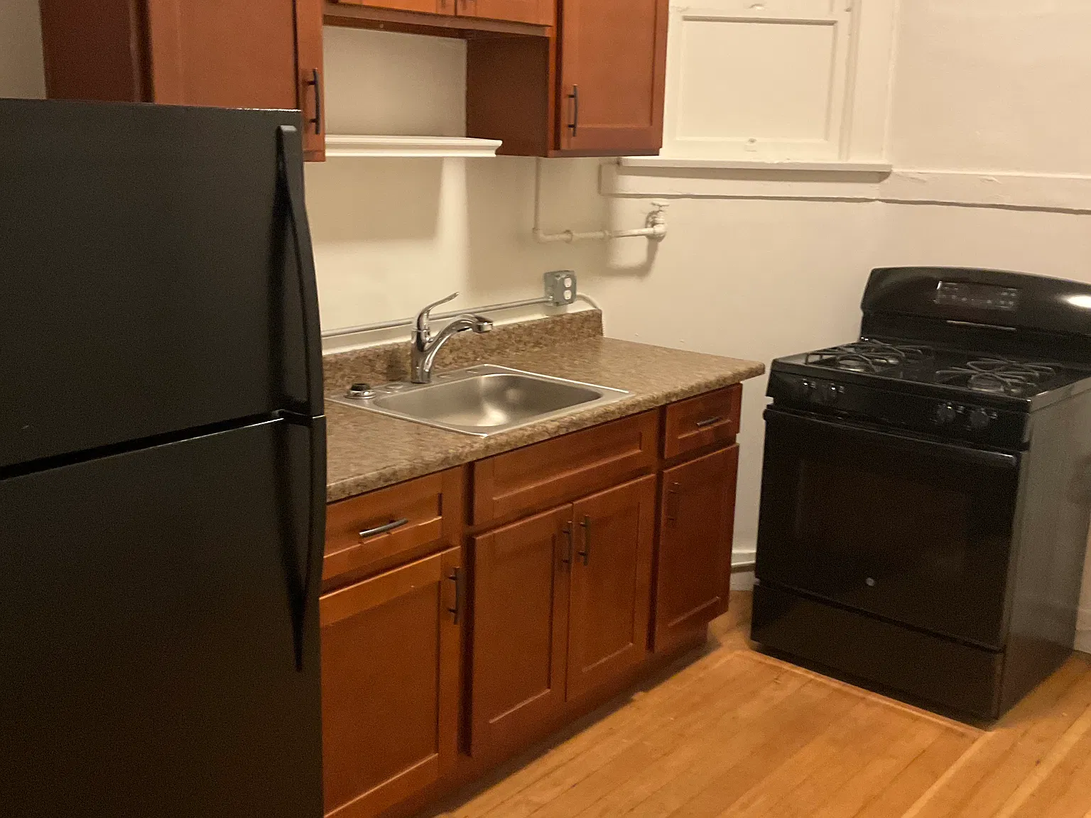 Studio, 633 sqft, $1,149 — Photo 2