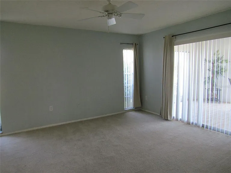 1608 Lilliput Ct — Photo 17