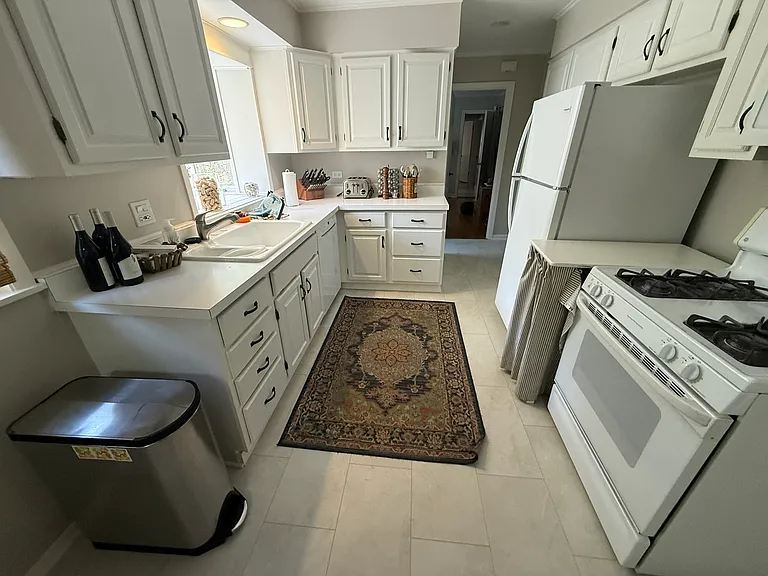 2165 Crabtree Ln — Photo 7