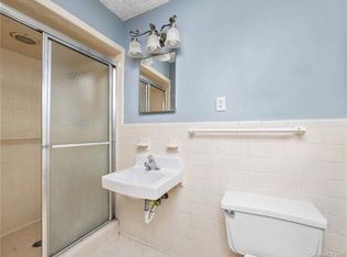 138 Hampton Church Rd, Charlotte, NC 28262