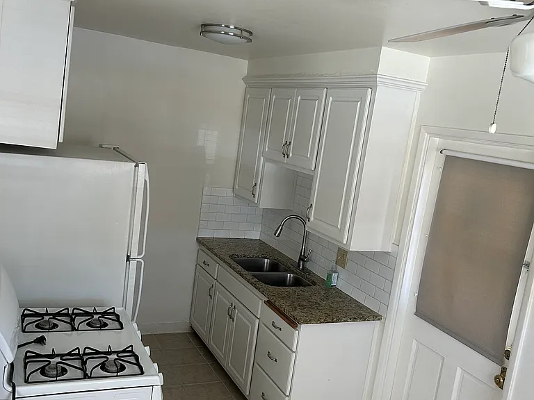 4115 E Ocean Blvd #1 — Photo 1