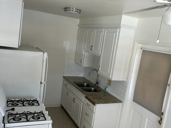 4115 E Ocean Blvd #1, Long Beach, CA 90803