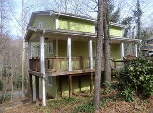 1221 Laurel Summit Dr SE, Smyrna, GA 30082