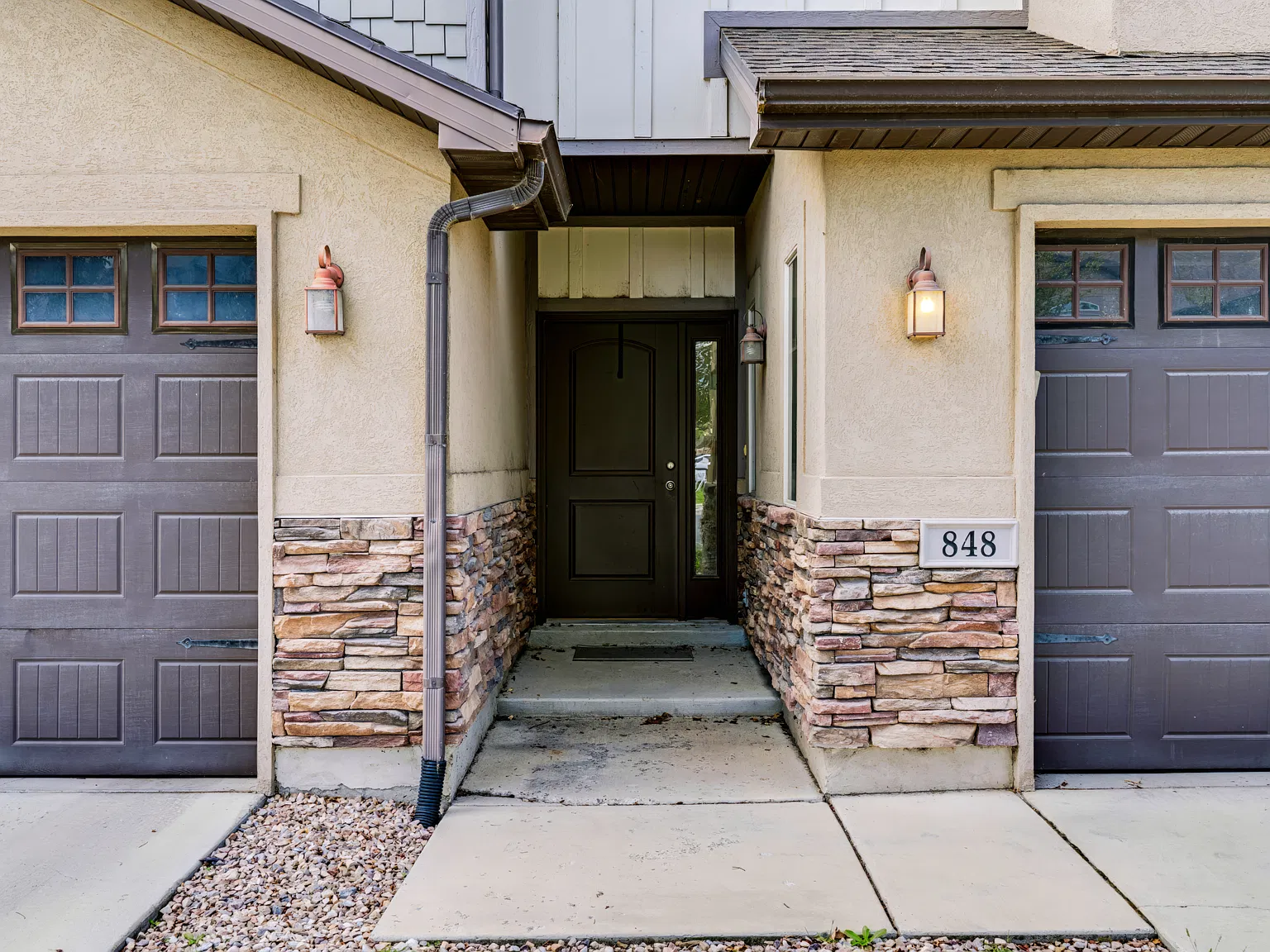 3 bed, 2.5 bath, 1650 sqft, $2,000 — Photo 4