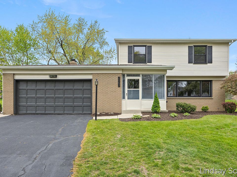 1st image of 2062 Britton Ct SE