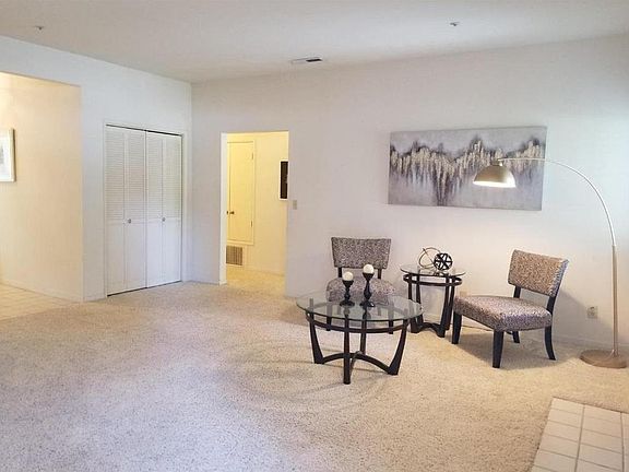 3rd image of 2619 Willowbrook Ln Unit 91
