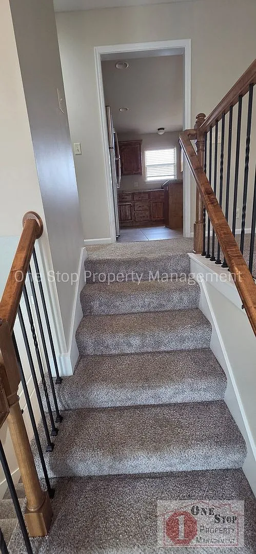 Beautiful 4 bedroom, 3 bathroom home in Raymore! — Photo 3