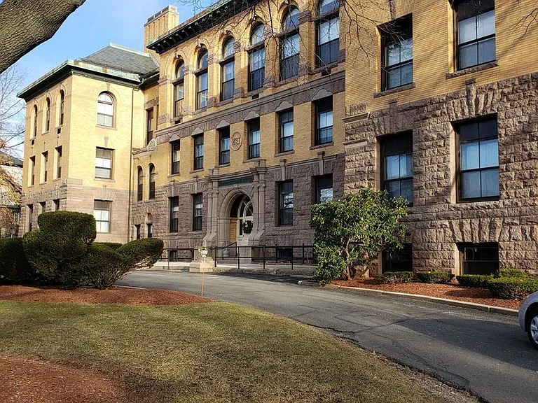 The Coolidge — Photo 22