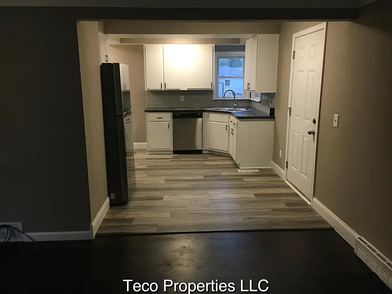 37845 Lorie Blvd — Photo 3