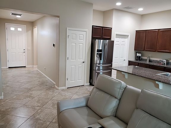 4th image of 4007 N 163rd Dr