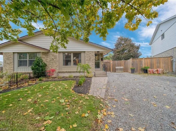 6 Bardadyn Ct, Saint Catharines, ON L2N 6R2