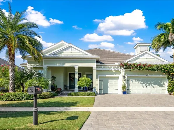 716 Manns Harbor Dr, Apollo Beach, FL 33572