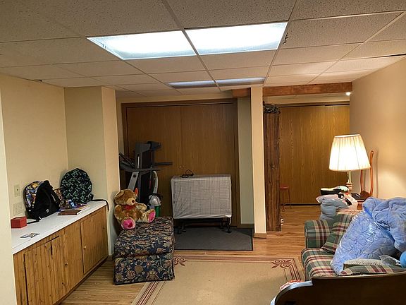 3rd image of 776 Regency Park Dr