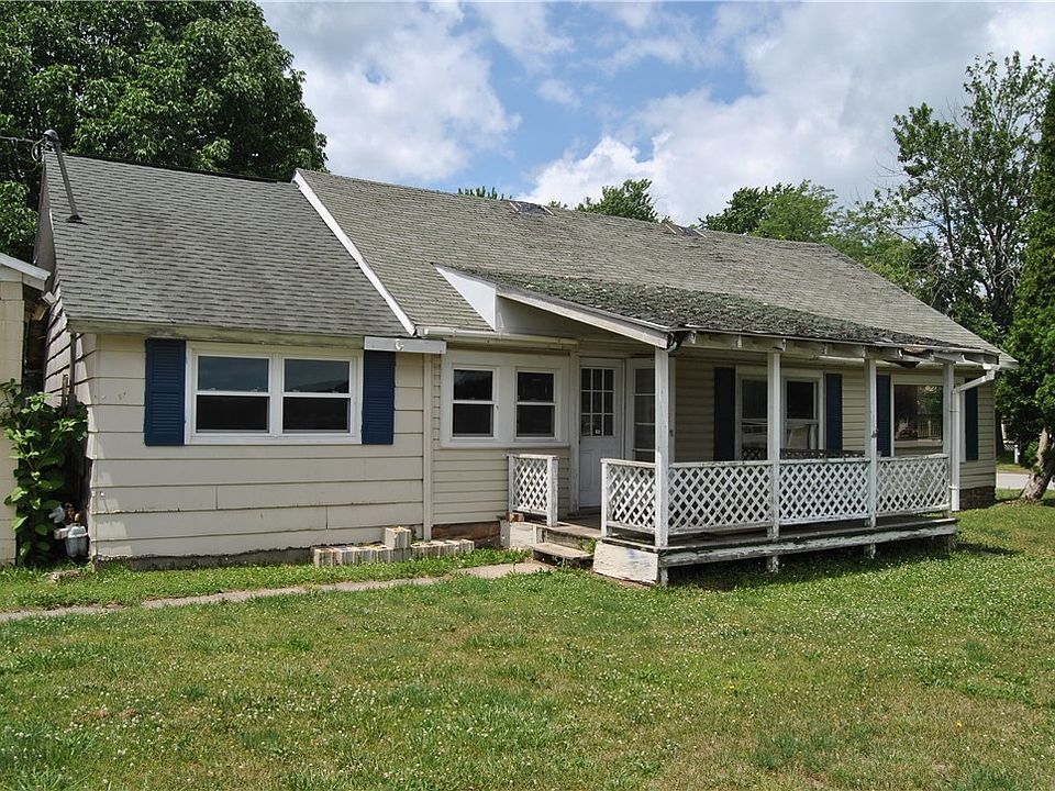 711 E Jefferson Ave, Casey, IL 62420 Zillow