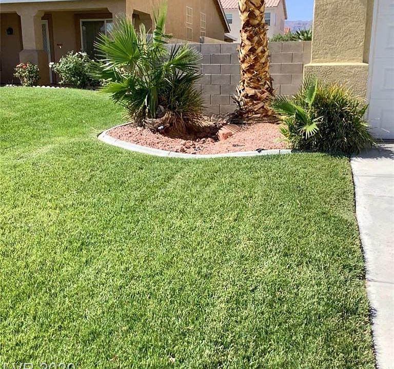 1st image of 920 Stable Glen Dr