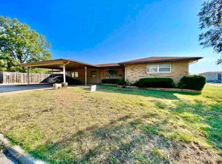 401 NW 4th St, Lawton, OK 73507