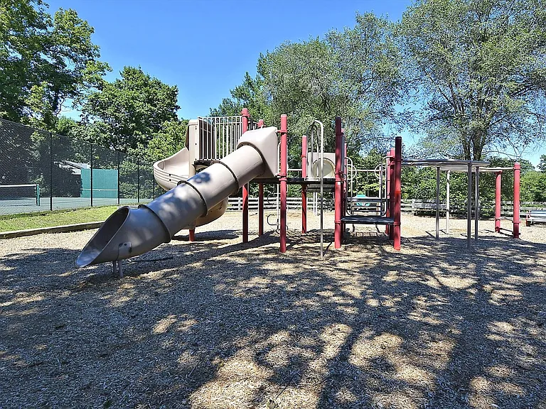 3503 E West Hwy — Photo 88