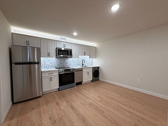2nd image of 411 Fairmount Ave #Ef68ef031