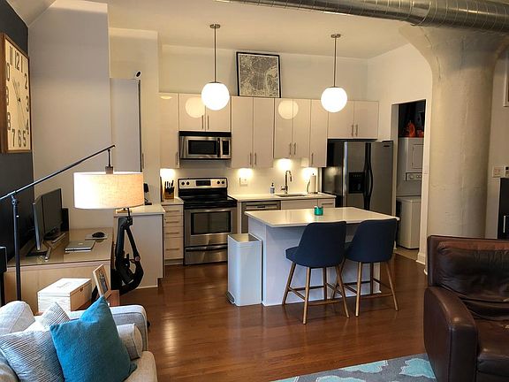 3rd image of 1124 S Broad St #607B