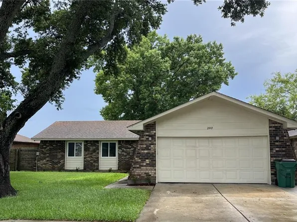 2445 Tattersall Dr, Harvey, LA 70058