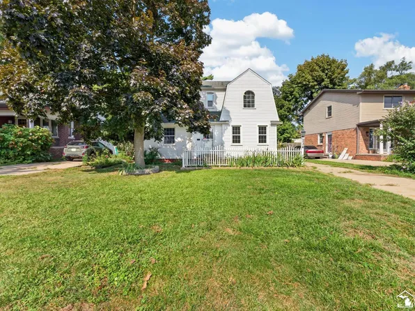 234 Biddle Ave, Wyandotte, MI 48192