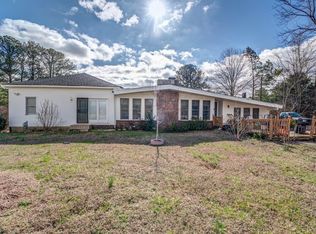 2946 Springdale Rd, Snellville, GA 30039