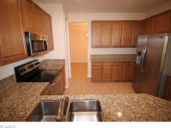 5th image of 1365 Mariposa Cir APT 105
