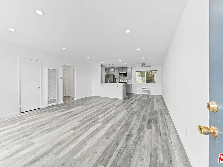 646 Tularosa Dr #4 — Photo 22