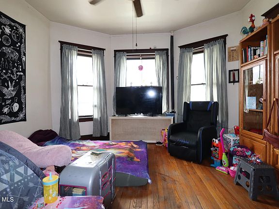 5th image of 1764 Avenue B