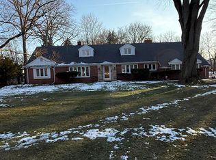 4905 Pine Ridge Rd, Toledo, OH 43615