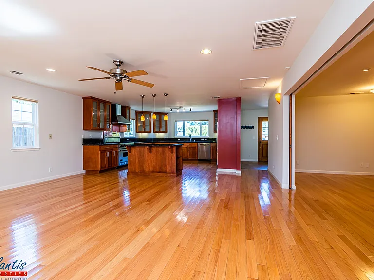 680 Arastradero Rd — Photo 4