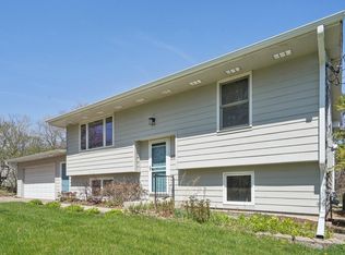 4830 Monmouth Rd, Mound, MN 55364