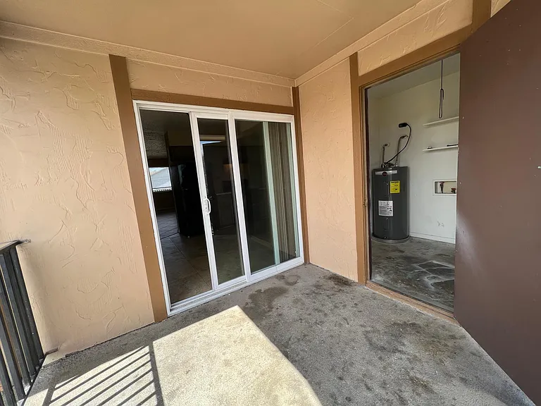 2110 Hunt Dr #D — Photo 8