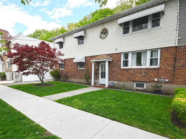 135-25 Hawtree Street, Ozone Park, NY 11417