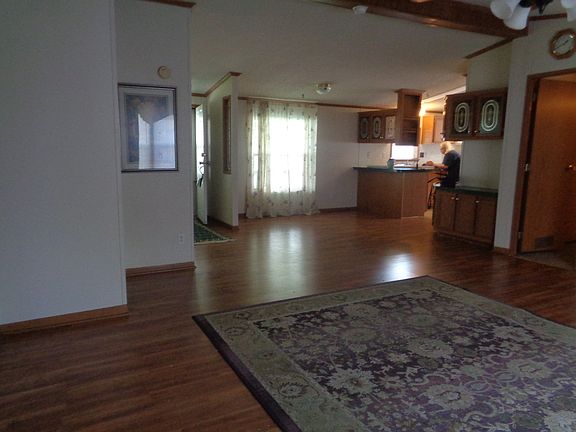 4th image of 56 Saint Michaels Dr