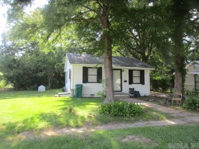2002 S Maple St, Pine Bluff, AR, 71603