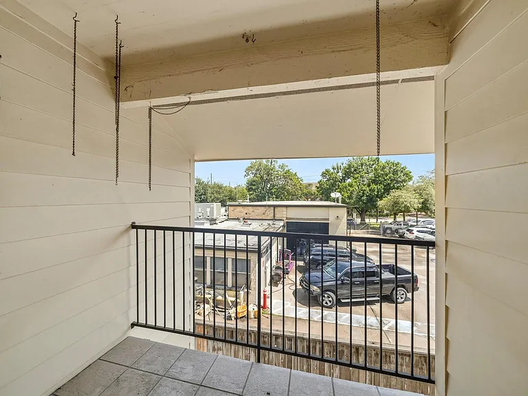 3131 Cummins St #80 — Photo 18