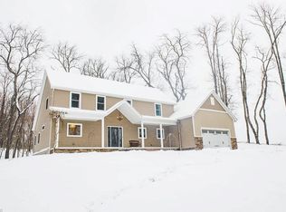 707 Etter Rd, Mogadore, OH 44260