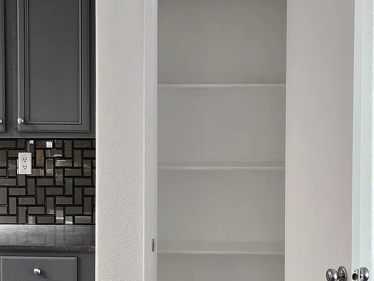 6233 Sandwood Way — Photo 8
