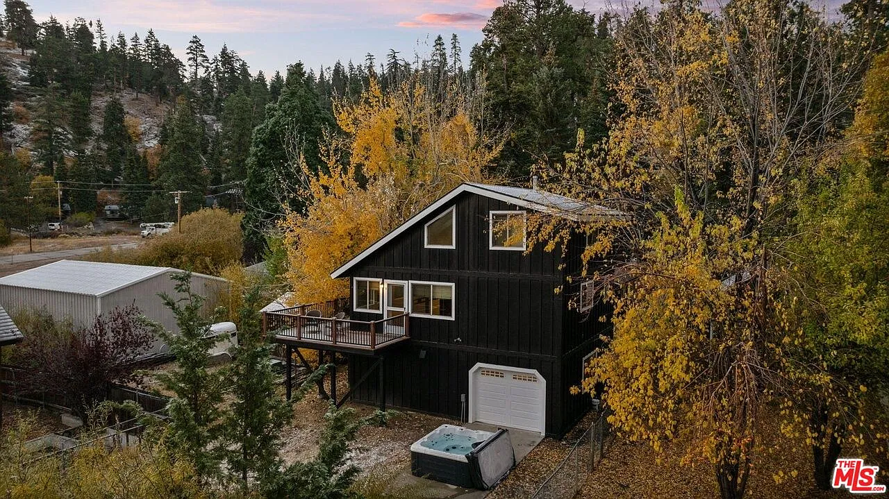 1 bed, 2.0 bath, 1712 sqft, $2,100 — Photo 3